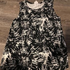 Lularoe cocoa tank small new with tag black and white